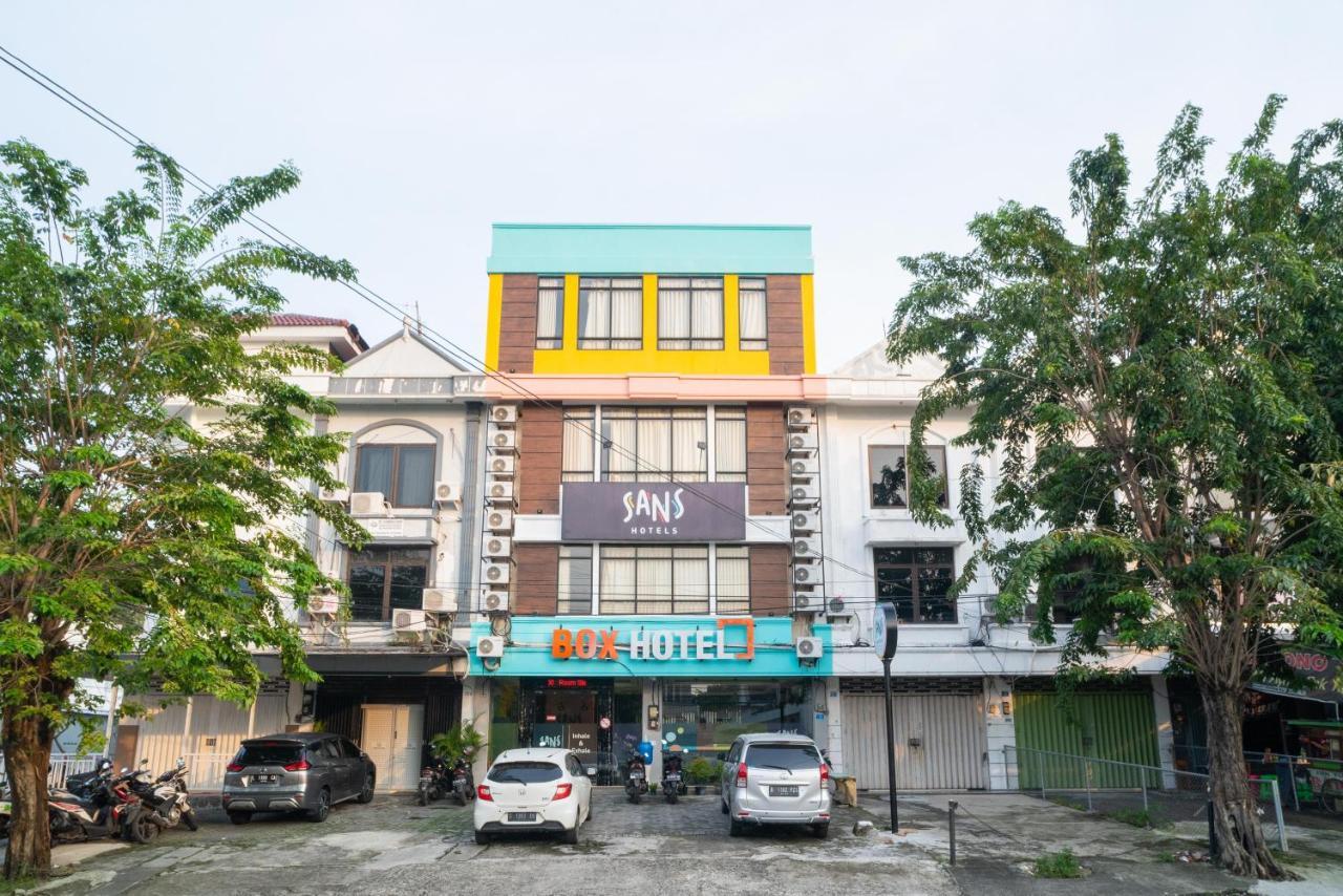 Sans Hotel Kupang Indah Surabaya By Reddoorz Eksteriør bilde