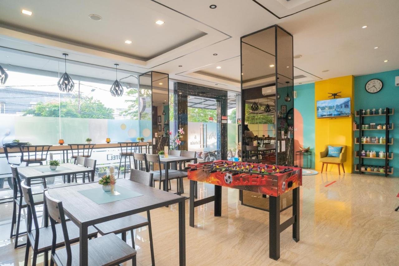 Sans Hotel Kupang Indah Surabaya By Reddoorz Eksteriør bilde